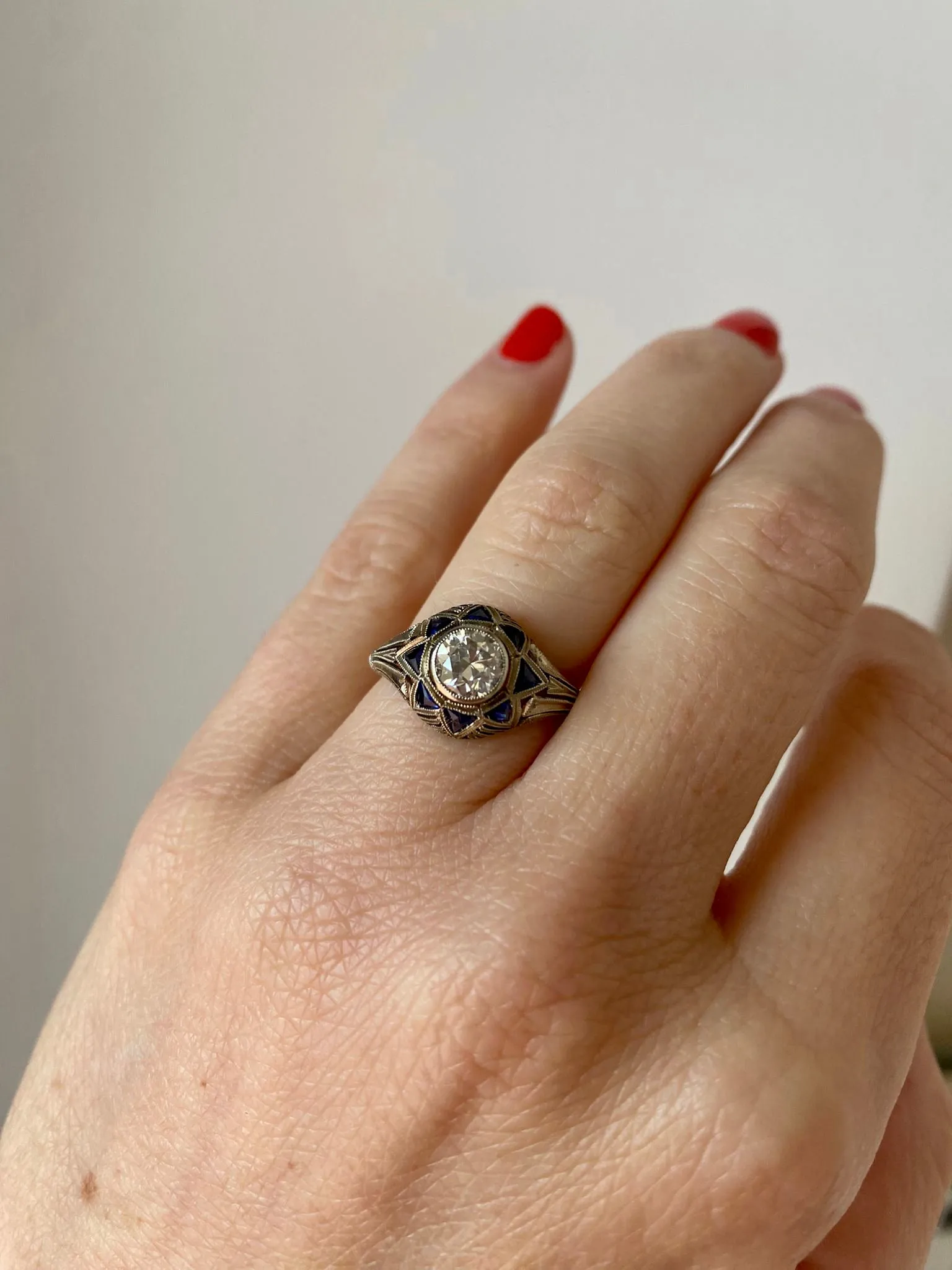 Art Deco 0.80 Carat Diamond Sapphire Filigree Ring