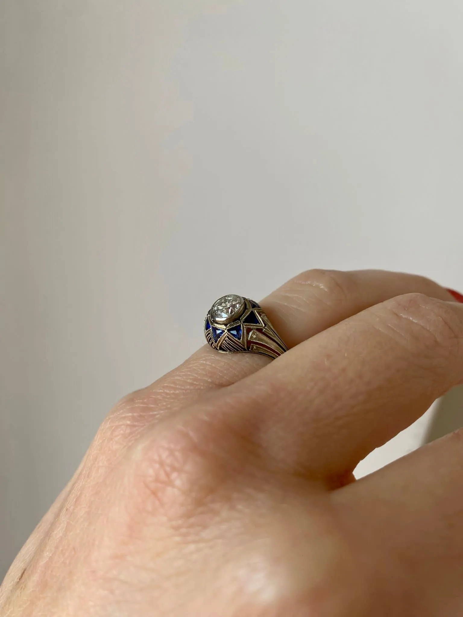 Art Deco 0.80 Carat Diamond Sapphire Filigree Ring