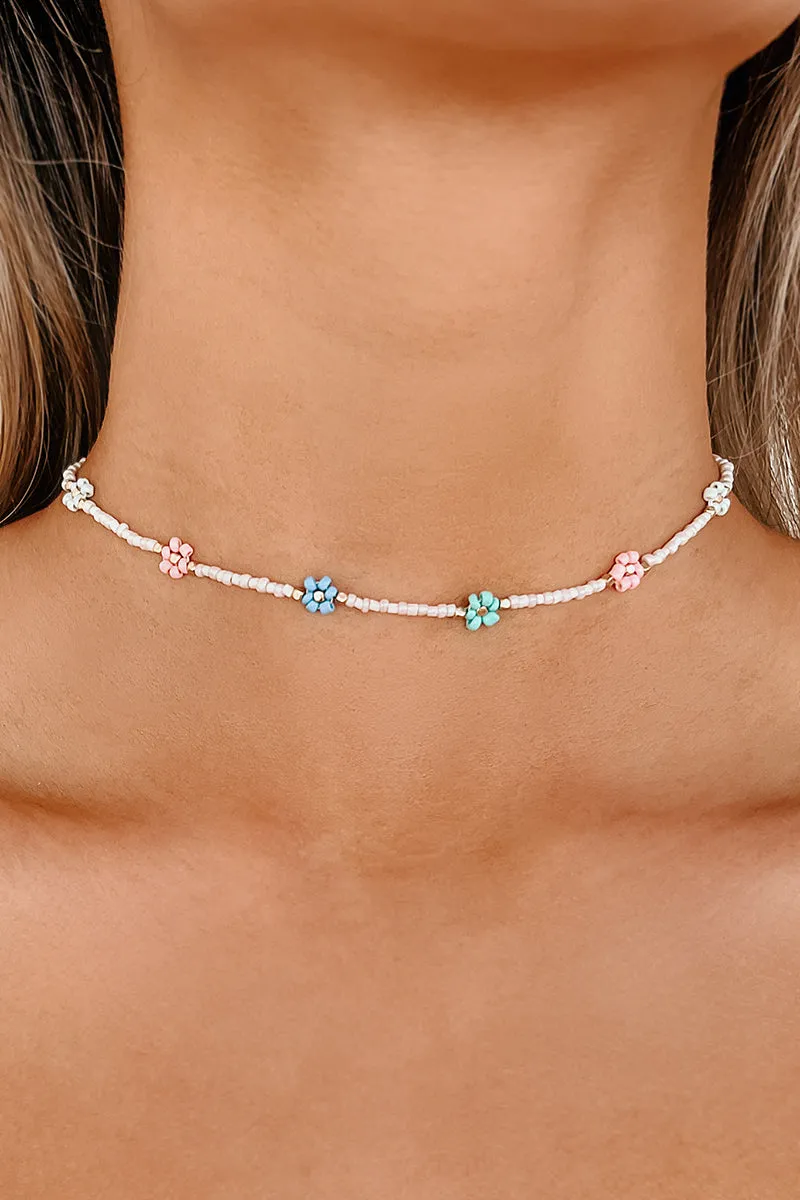 Beauty In The Blooms Beaded Choker Necklace (White/Multi)