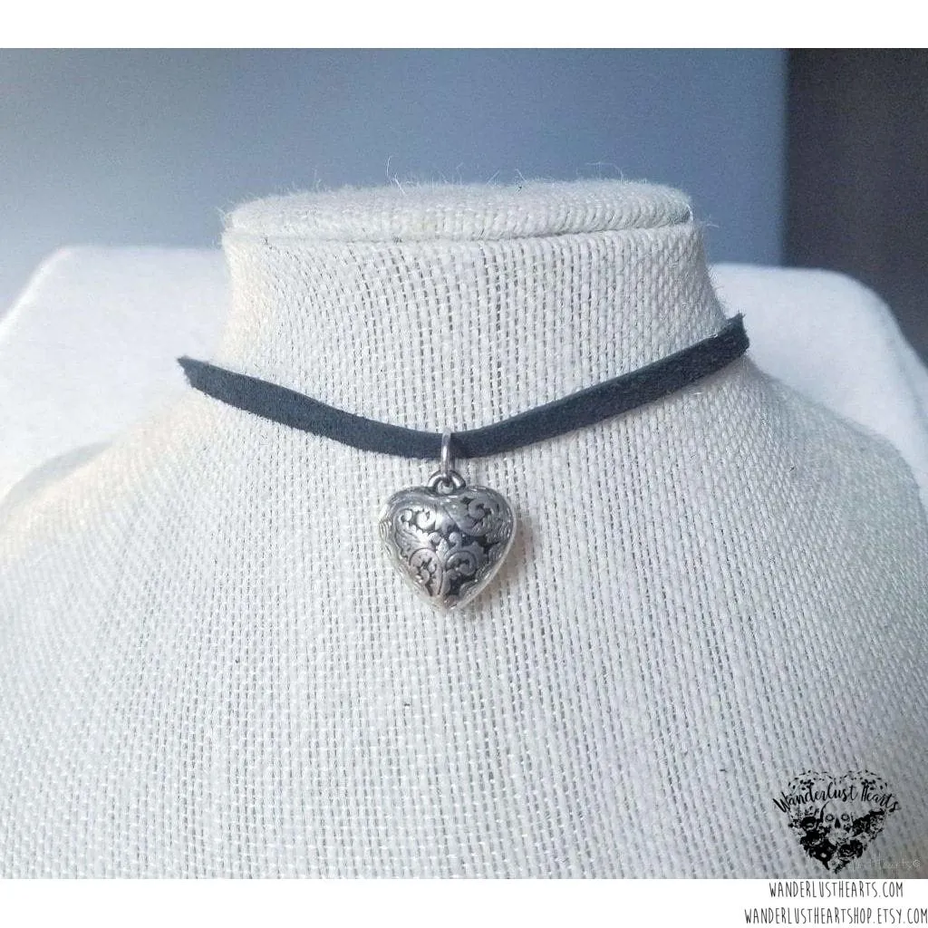 Filigree heart choker