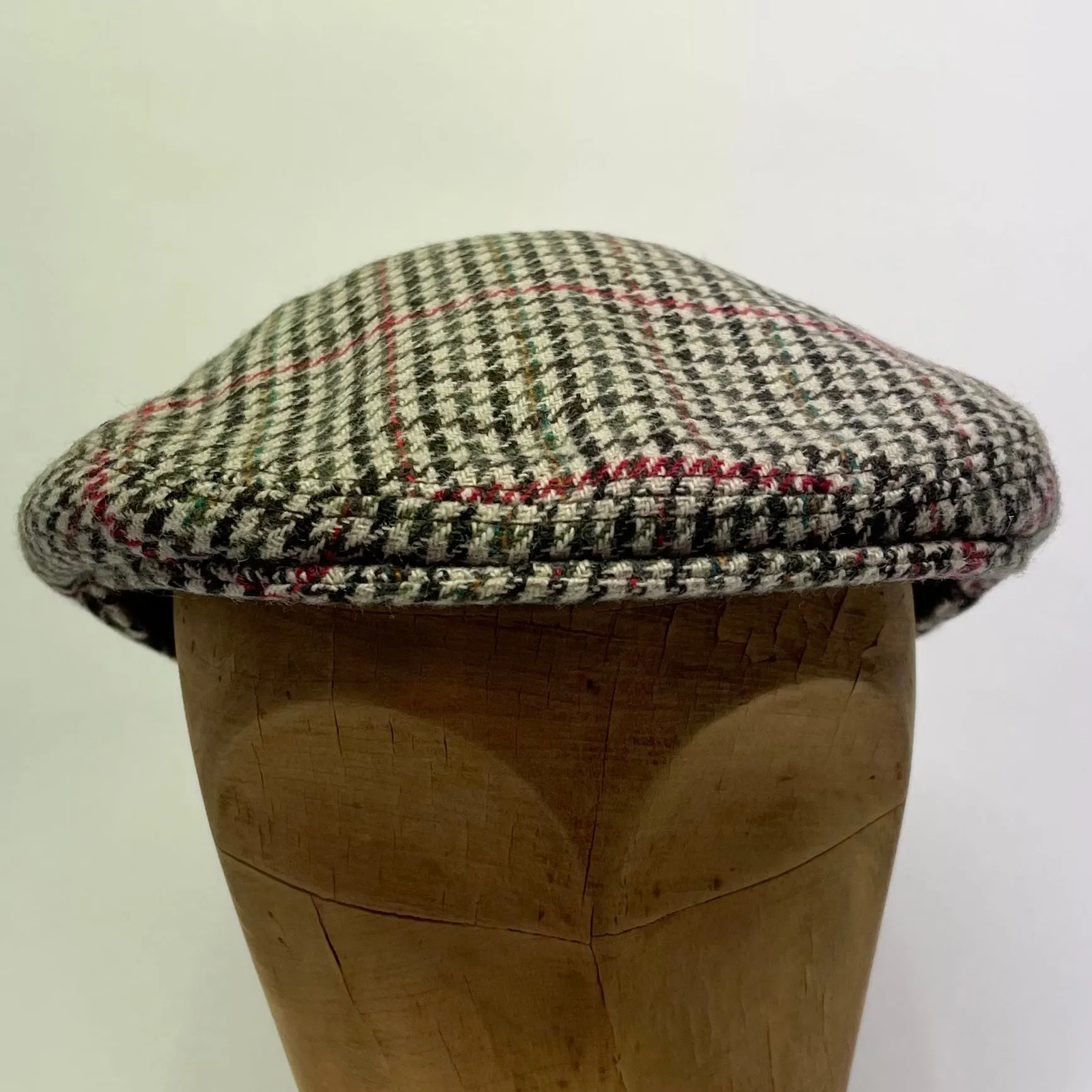 Linney - County Flat Cap - Wool Blend Tweed - BrownOlive/Red