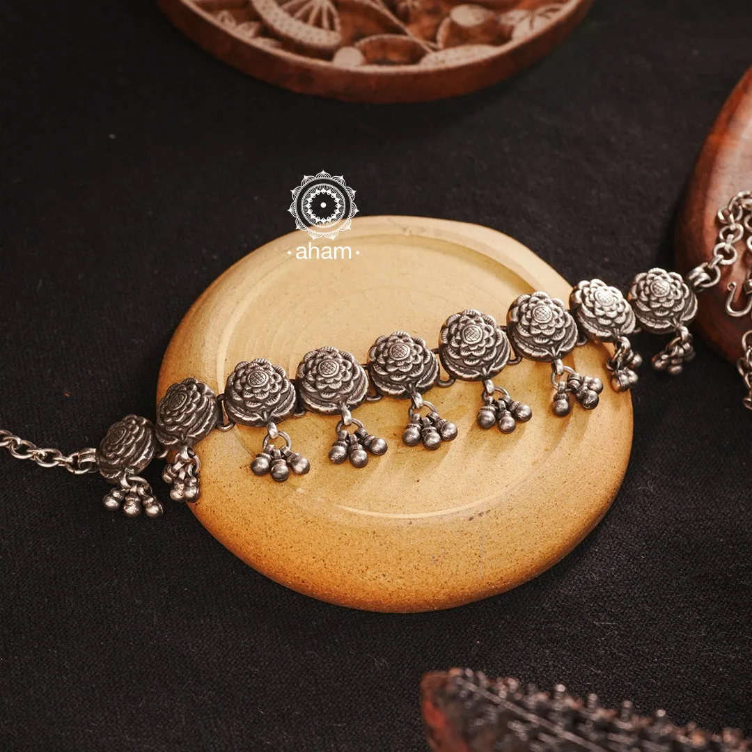 Mewad Flower Silver Choker