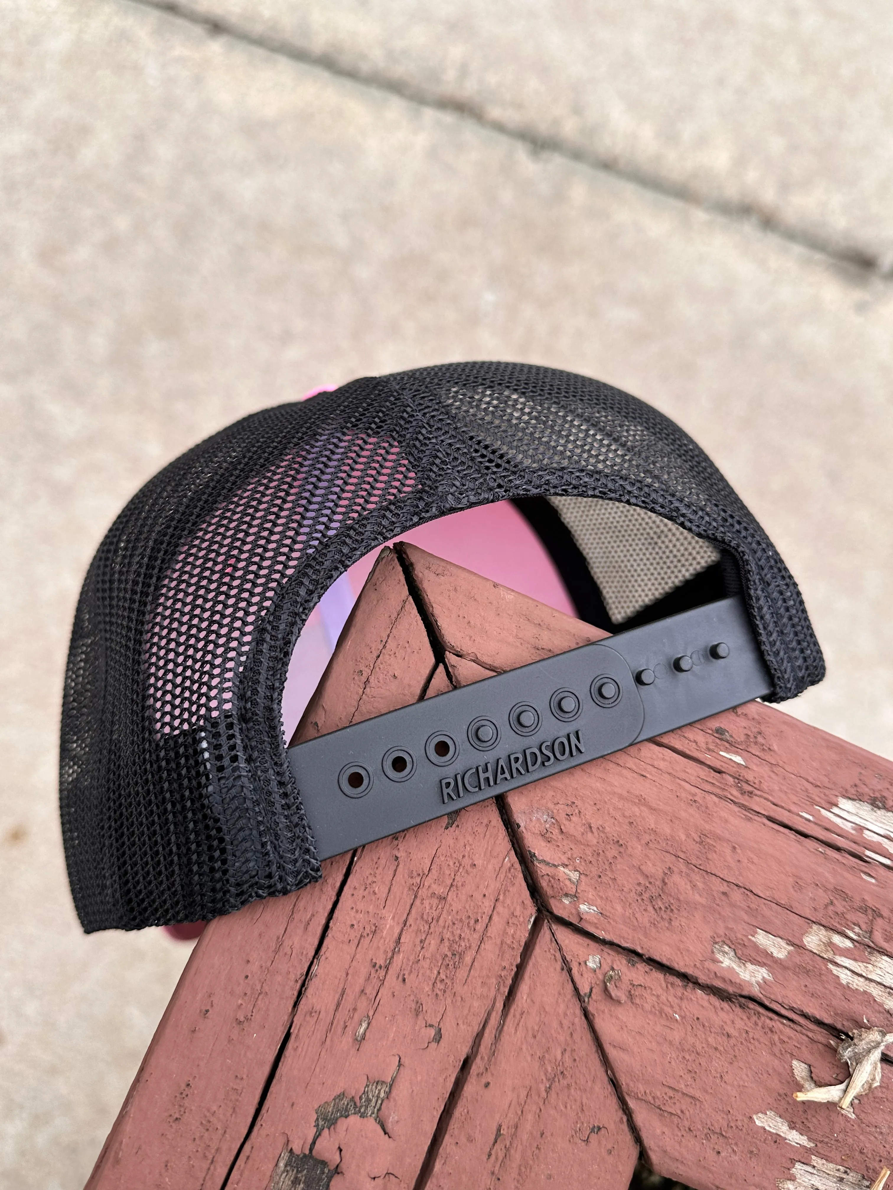 Painted Cowgirl Pink / Black Unisex Ball Cap