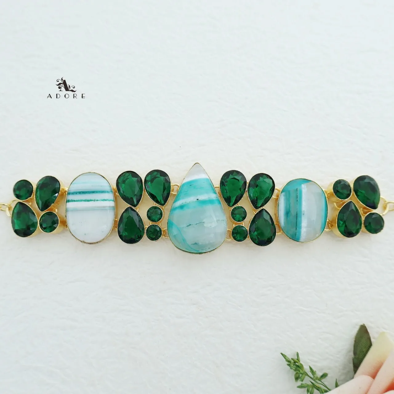Rakhila Glossy Stone Choker