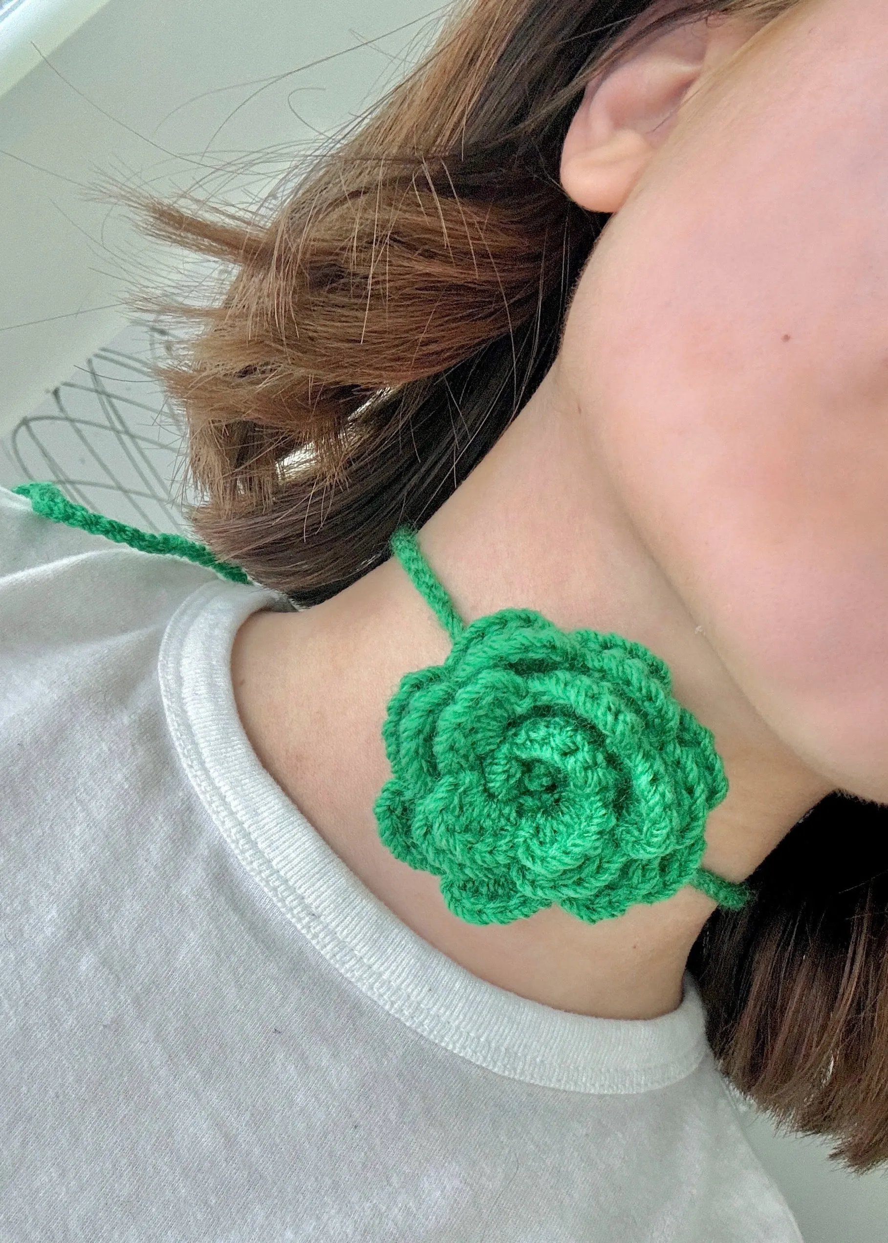 Rosette Choker