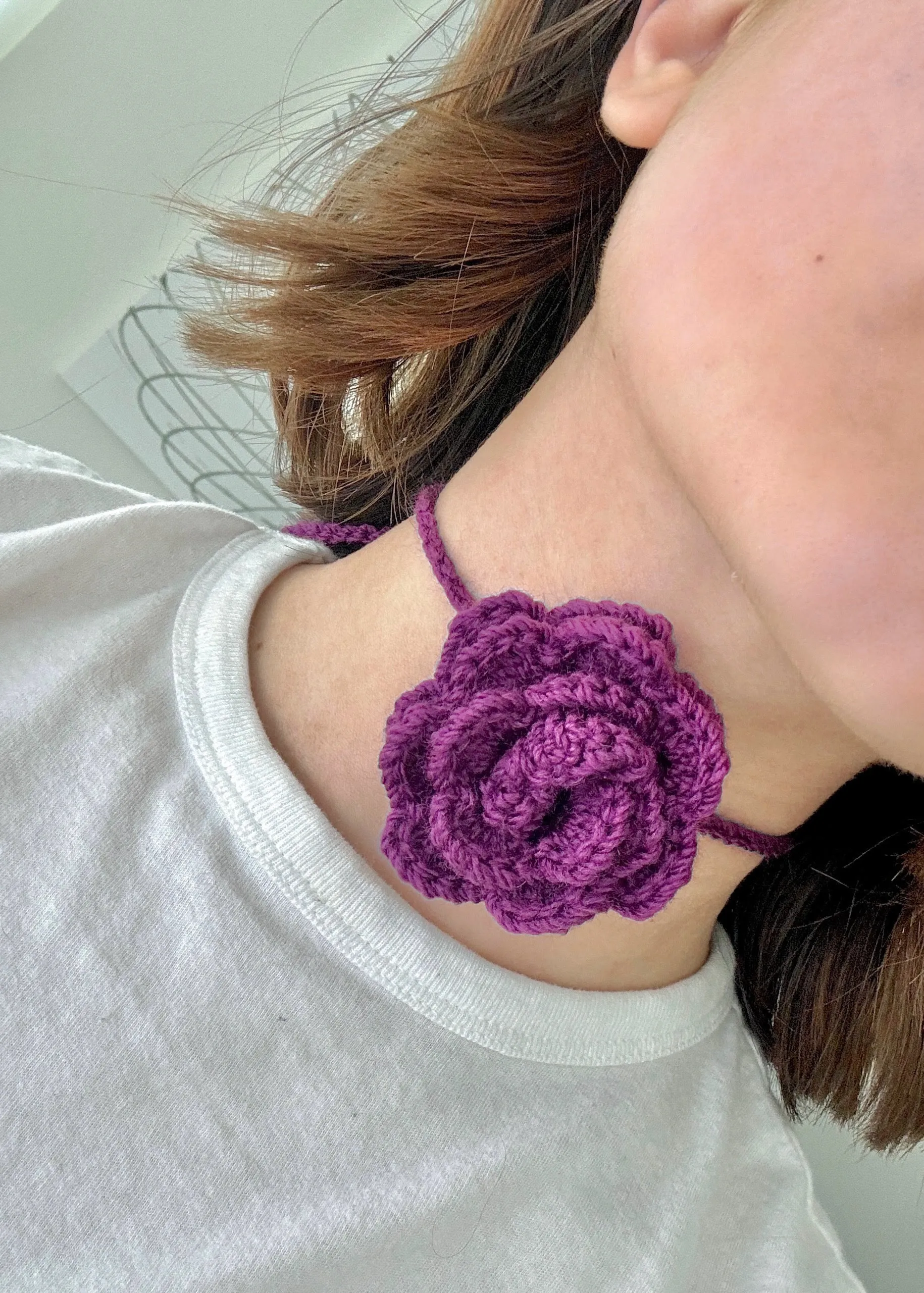 Rosette Choker