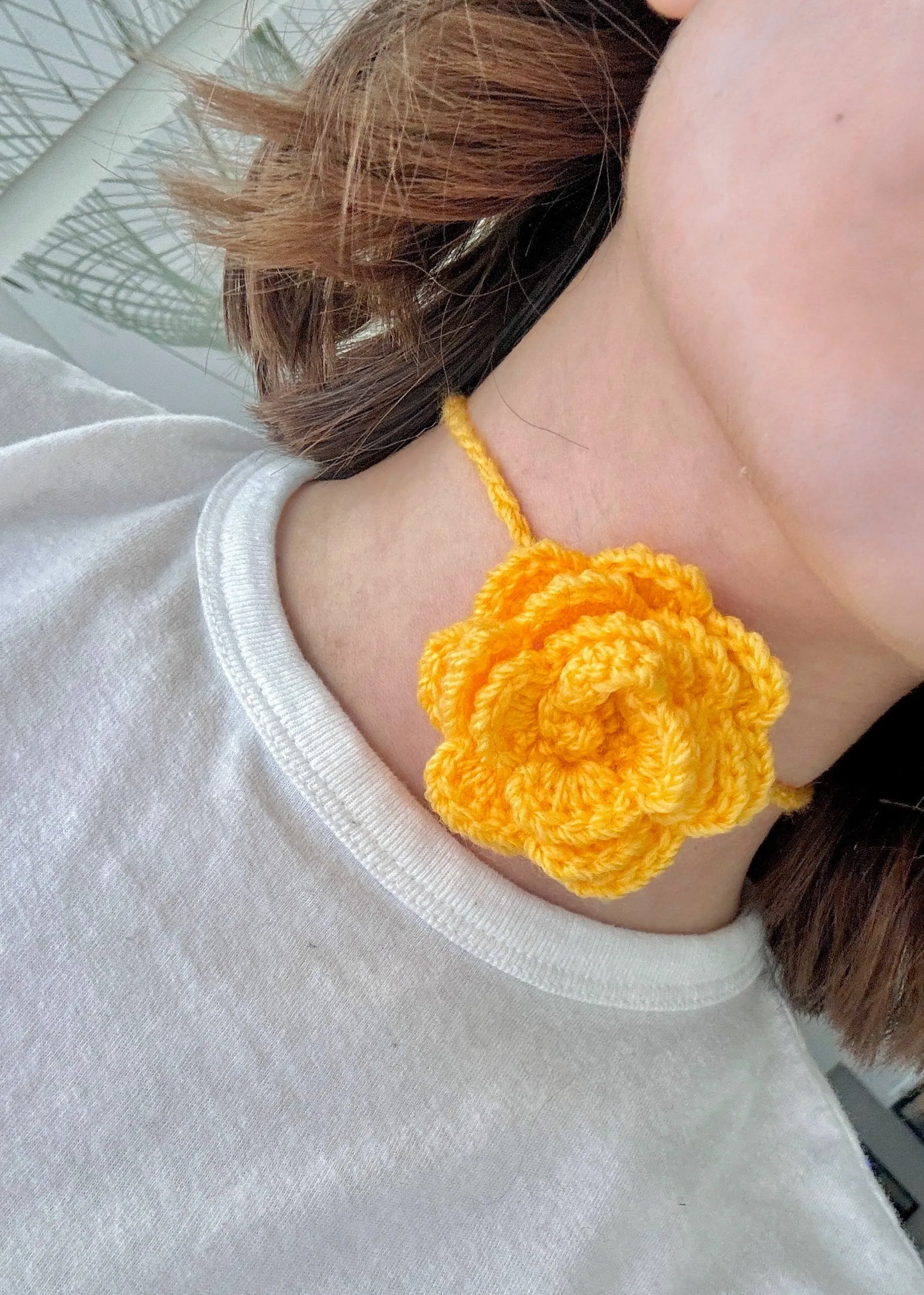Rosette Choker