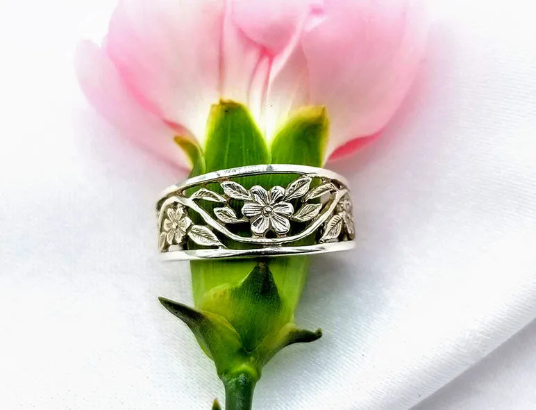 Sterling Flower Band with Narrow Border