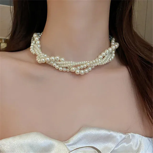 VAIGE Vintage Simulated Pearl Bead Choker Necklace with Elegant Geometric Pendant - Trendy Collarbone Chain Jewelry for Special Occasions