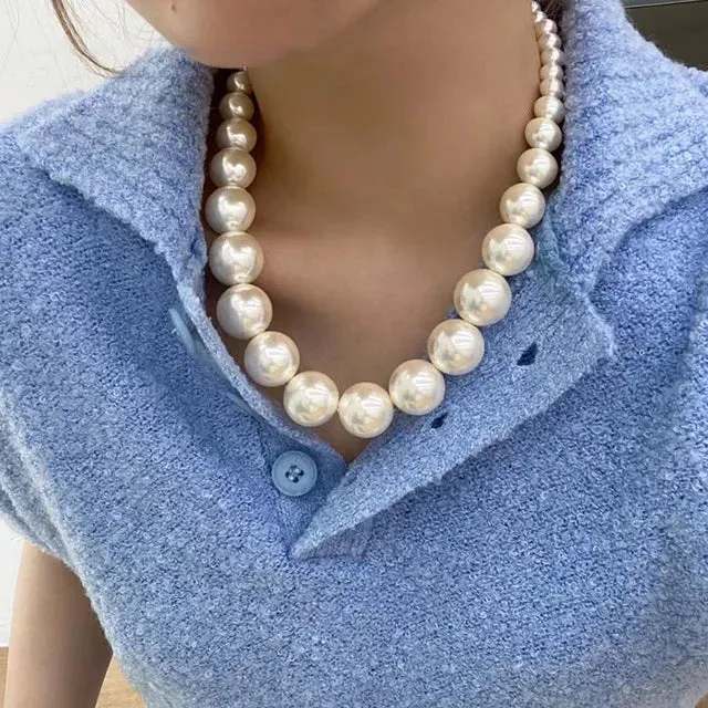 VAIGE Vintage Simulated Pearl Bead Choker Necklace with Elegant Geometric Pendant - Trendy Collarbone Chain Jewelry for Special Occasions