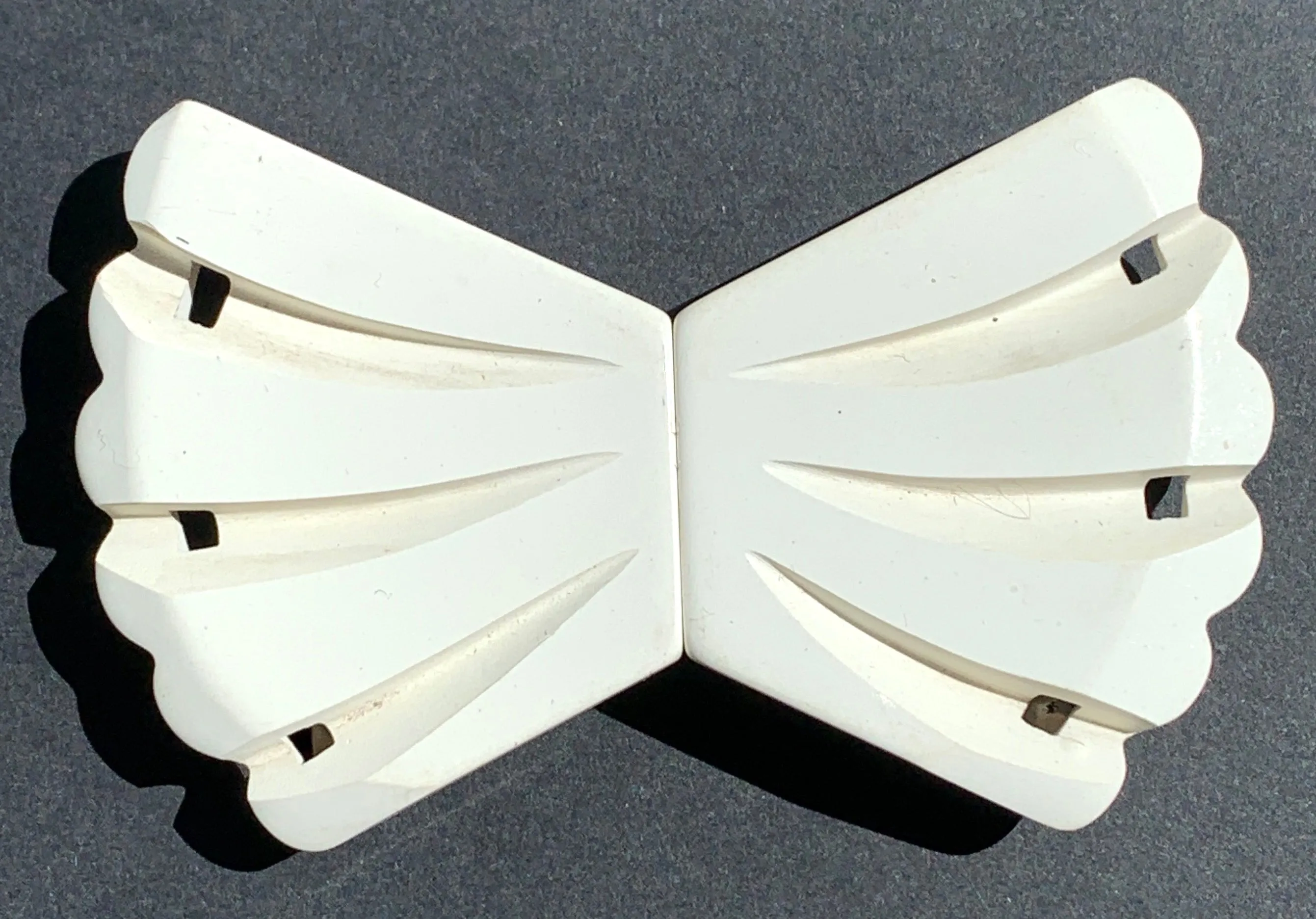 White Deco 2 Part French Belt Buckle for 2.7cm Belt